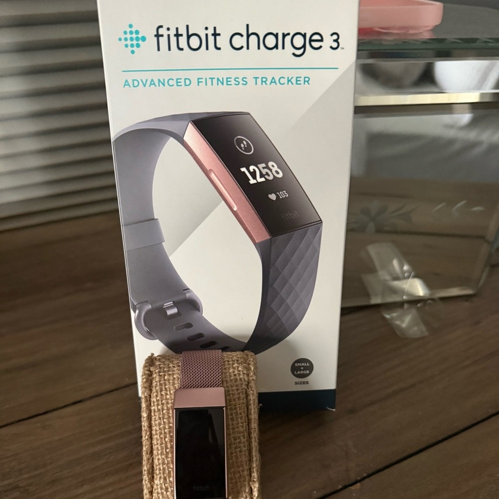 Fitbit charge 3 Advanced fitness tracker